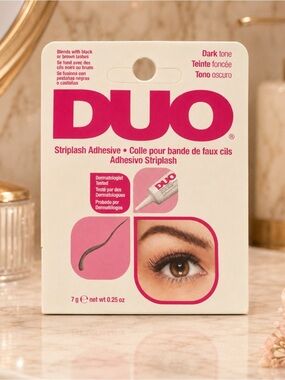 DUO Striplash Adhesive Dark Tone Lash Glue 0.25 oz New in Box
